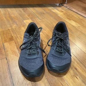Under armour black sneakers